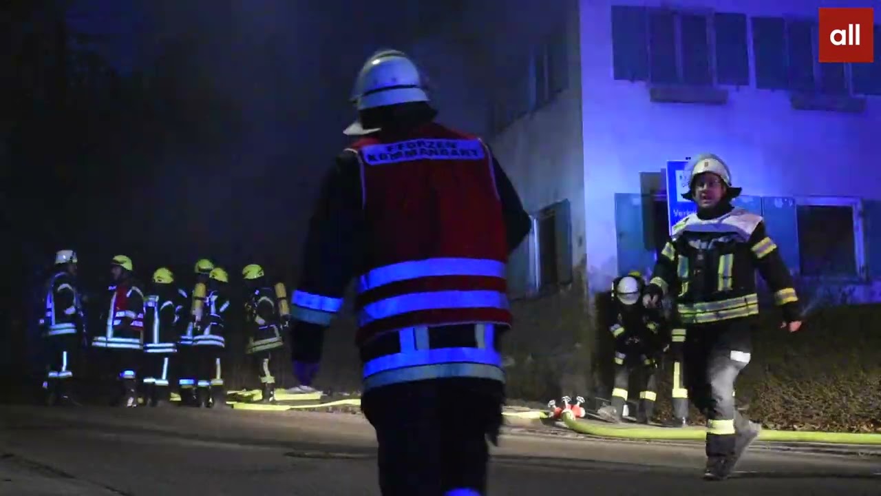 Wohnhaus in Irsee steht in Flammen - Ein Mann stirbt