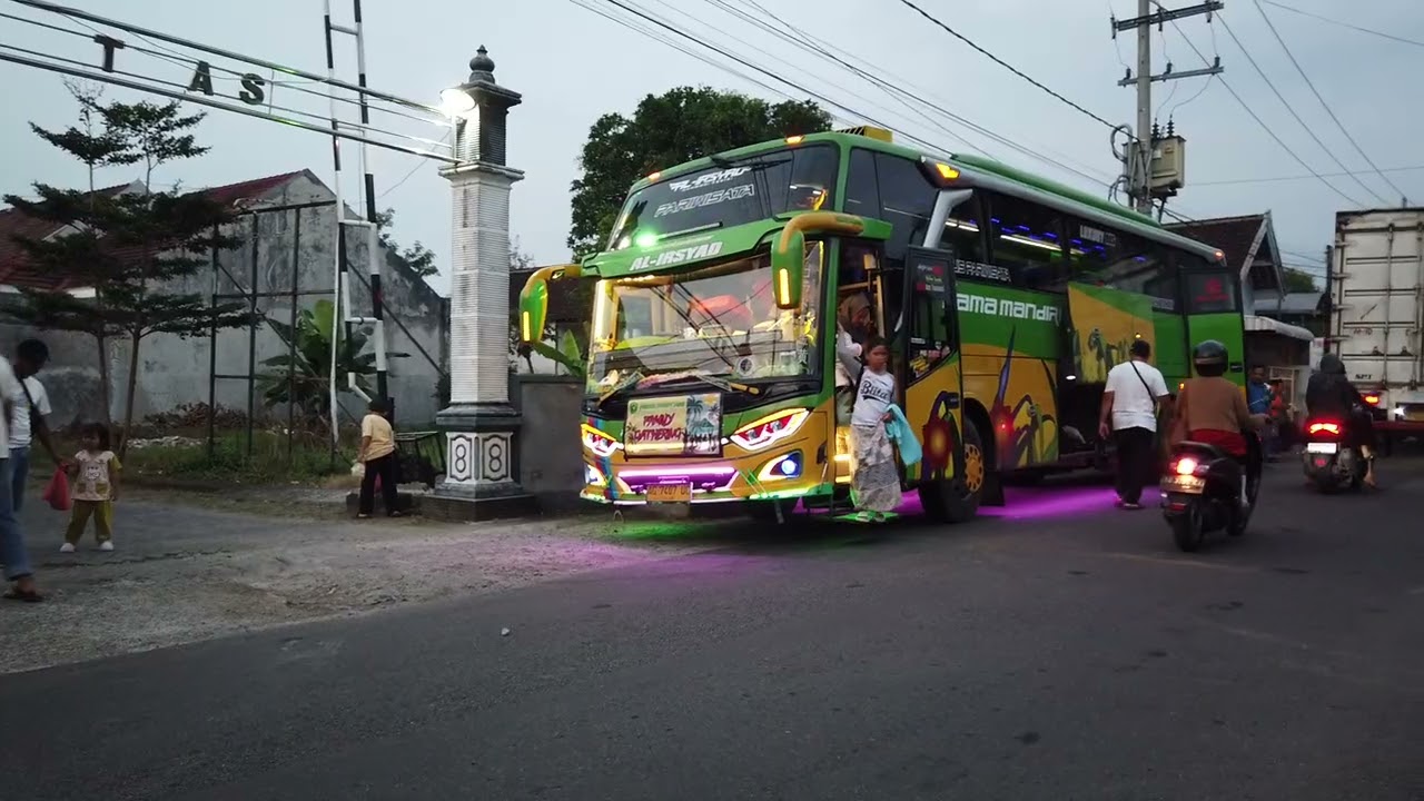 Bus Al-Irsyad Bawa RombonganFamily Gathering!