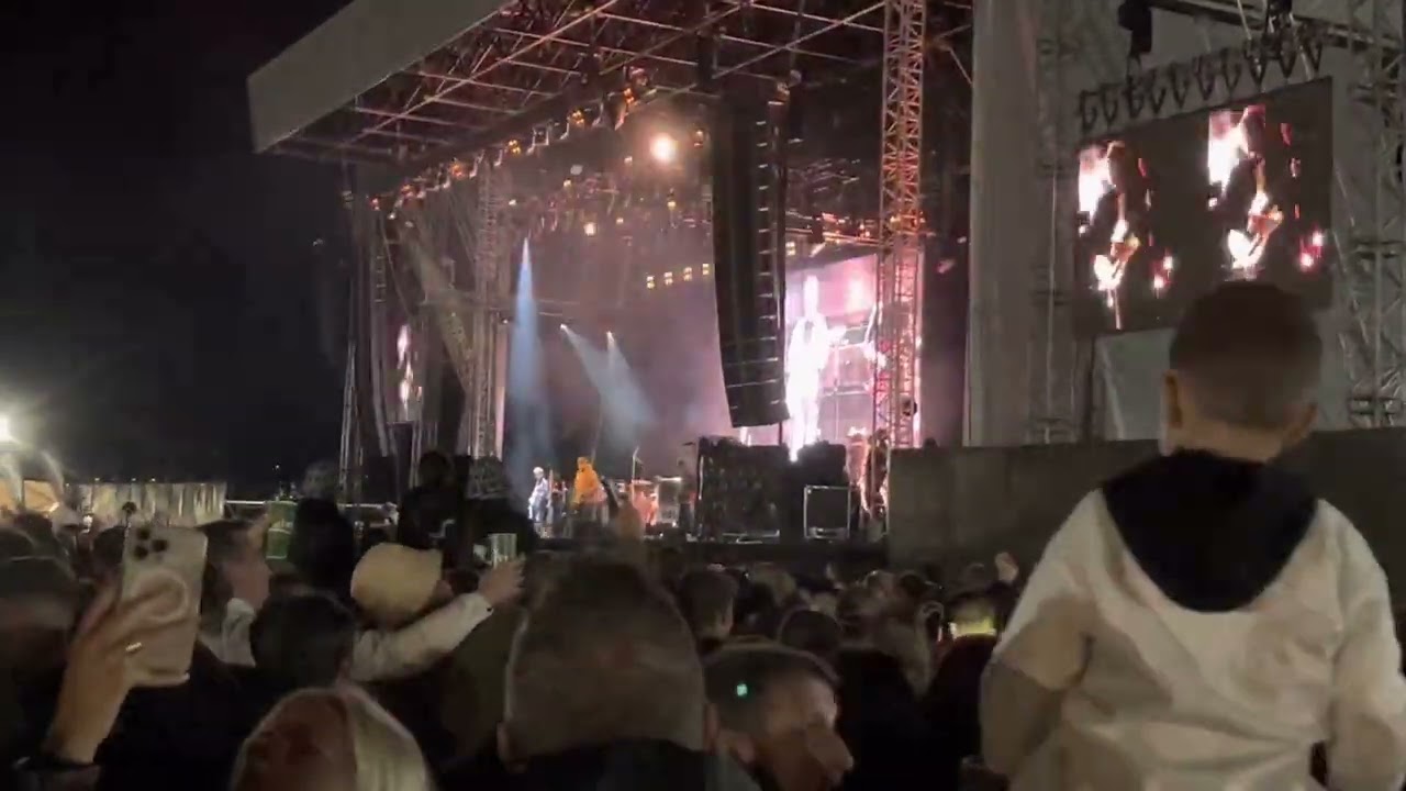 Liam Gallagher Rock N Roll Star Cardiff Bay 2022