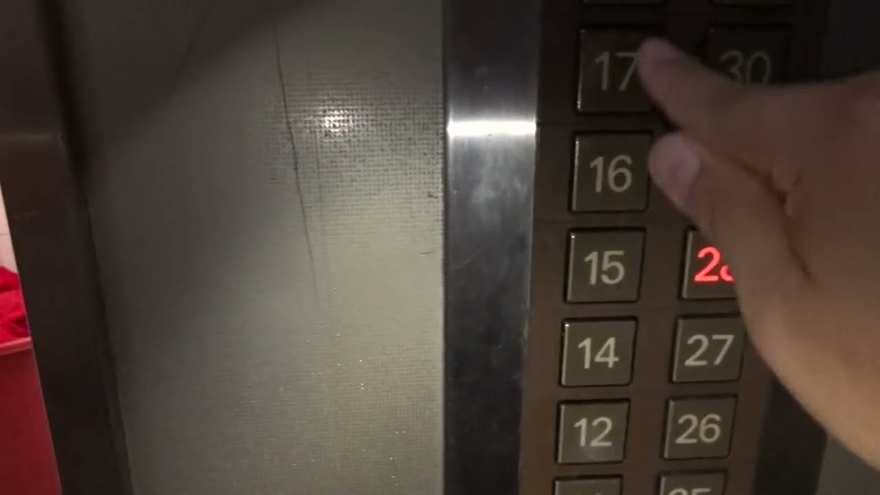 MITSUBISHI FREIGHT ELEVATOR STANDARD 5 AT PRINCE PALACE HOTEL MAHANAK BANGKOK THAILAND [A]
