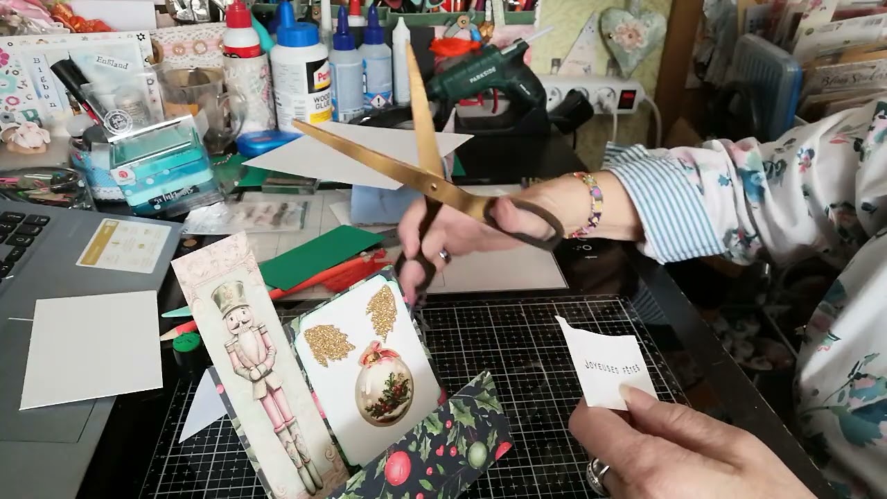 Tuto carte à poser avec un casse-noisette pour les fêtes 