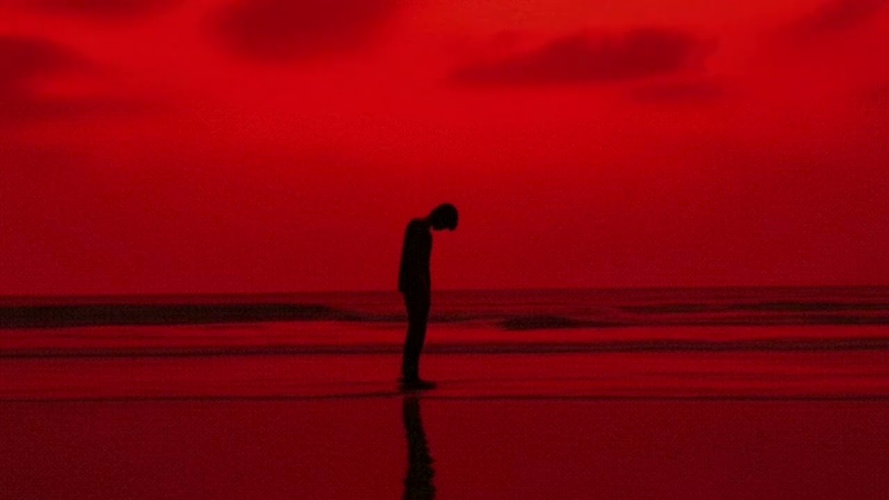 STRANO - SOLITARIO (Intro) - (MUSIC VISUALISER)