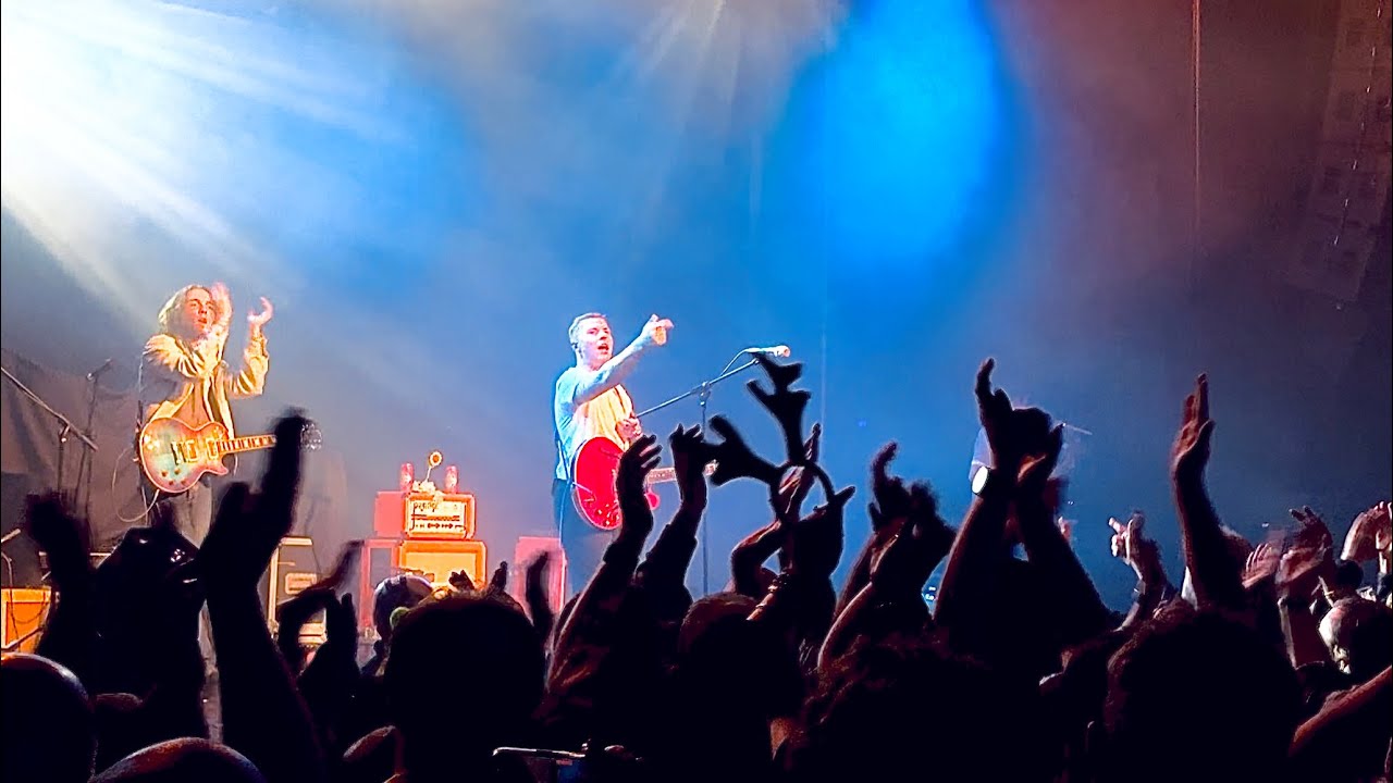 The Lilacs - Grace, live at Birmingham O2 Academy. 19.12.25 supporting The Clause. 
