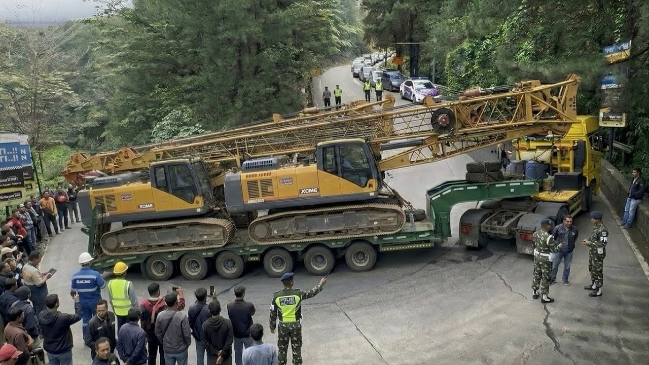 Jalan Dikosongkan‼️Polisi Militer Berjaga, Truk Super Panjang Dari Luar Negeri Muatan 100 T Melintas
