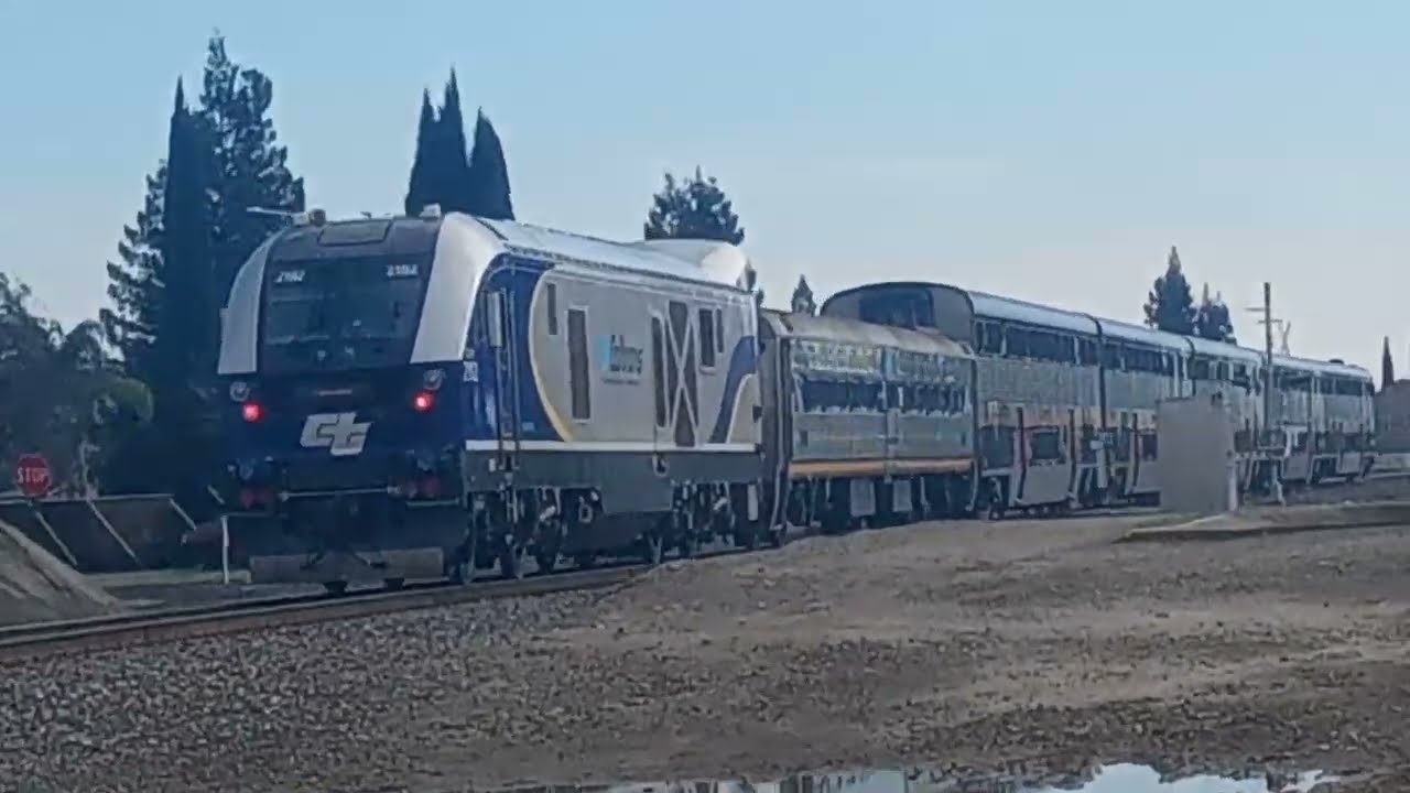 Railfanning on Amtrak San Joaquin at Modesto on 1/28/2024 FT: CDTX 8312 Horn show and more.