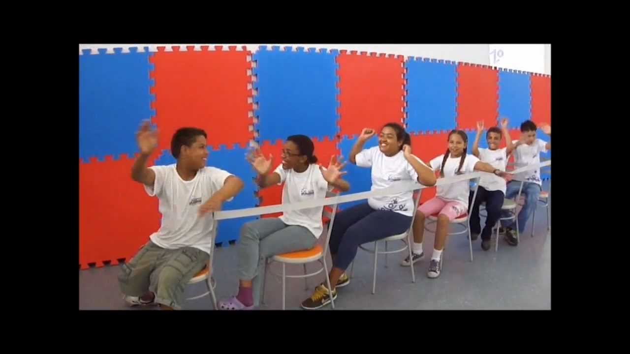 Jogo do Garrafão (Grupo Trem dos Brincalhões)