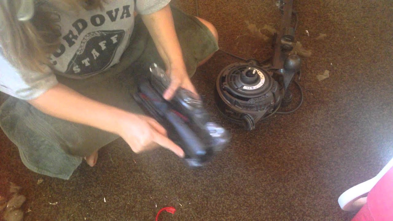 DYSON DC 40 Won't suck from the floor part