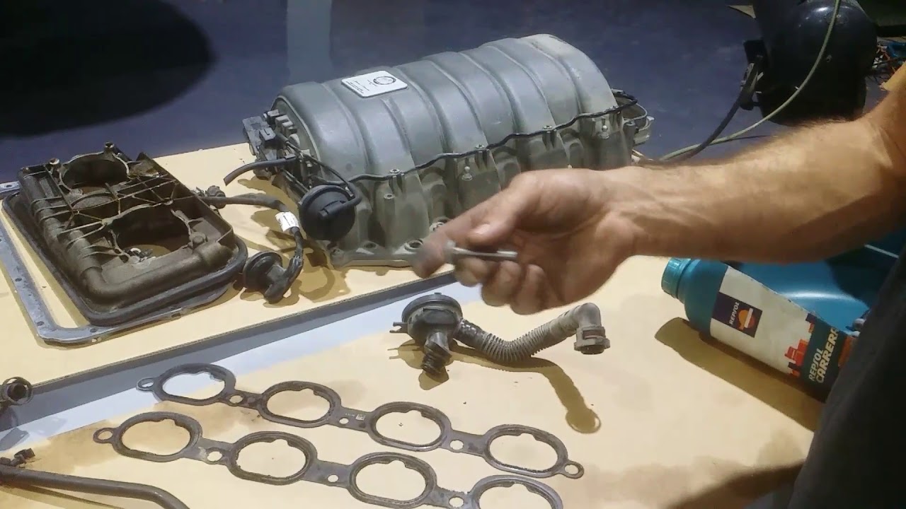 MB C63 AMG how to open the intake manifold