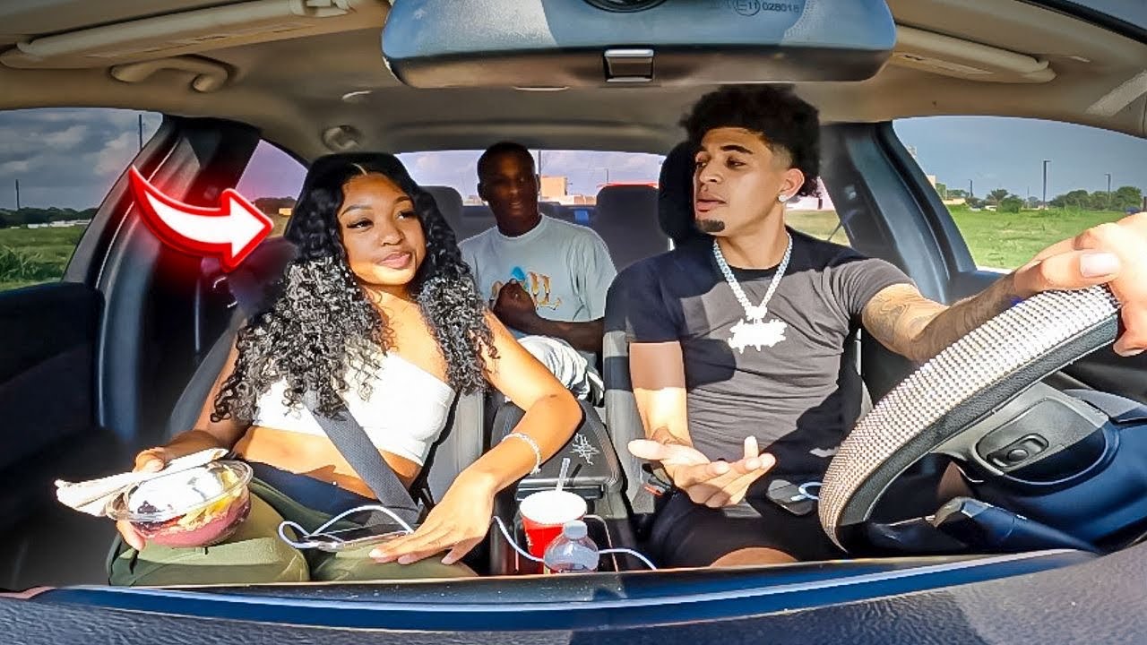 Похвастаюсь перед своей маленькой возлюбленной...