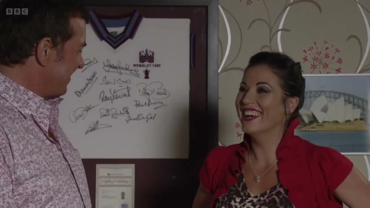 Stacey Slater 15/09/2014 (1/2)