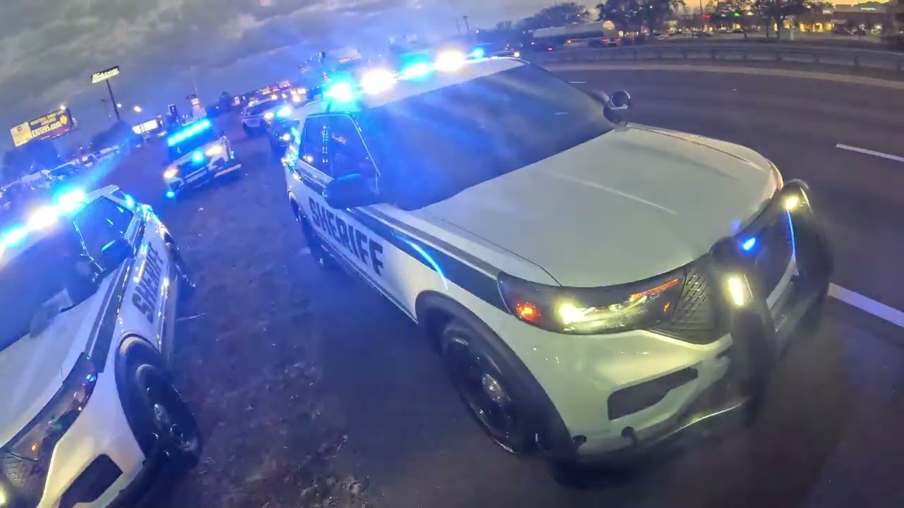 Heading to mm 319 nb to get a Sjso arrest  he tried running 
