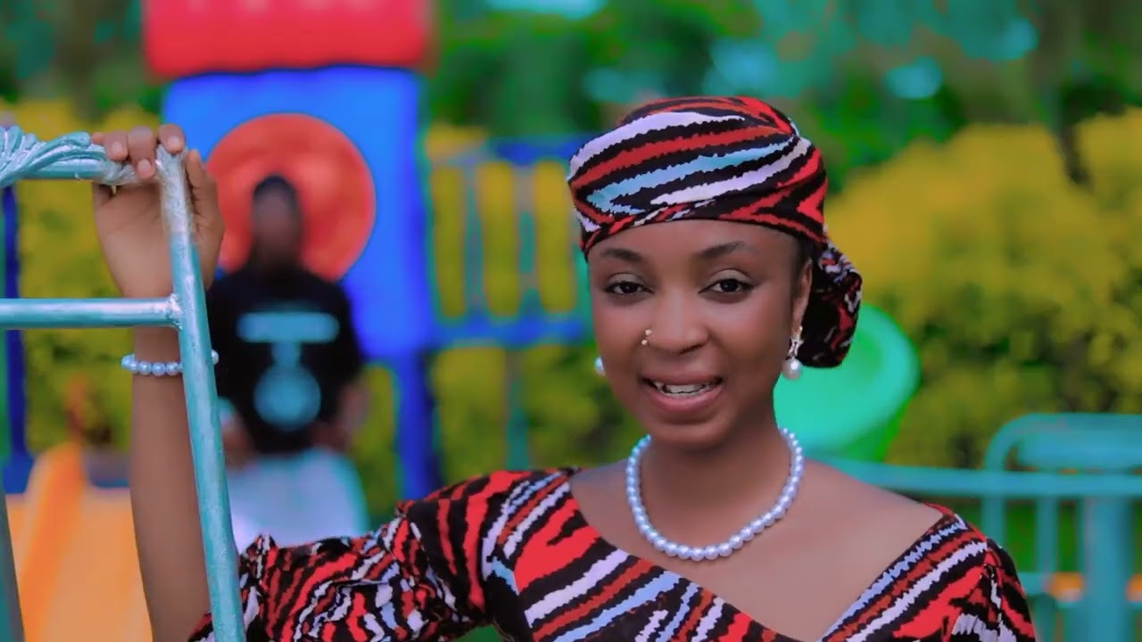 ke tawace sabon video waka