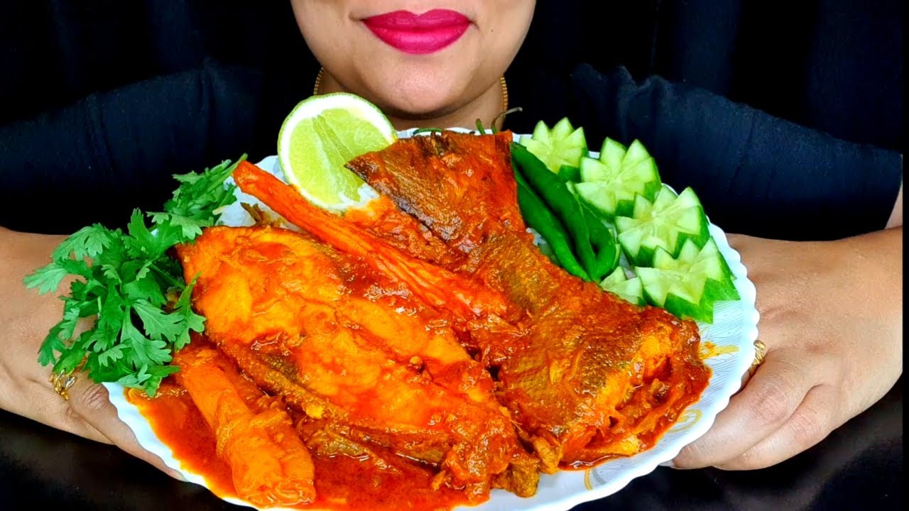 ASMR:SPICY BLACK POMFRET BHUNA,HOT CHILLI, LEMON,CUCUMBER, CORIANDER LEAF, RICE||ZAKIA-SPICY ASMR