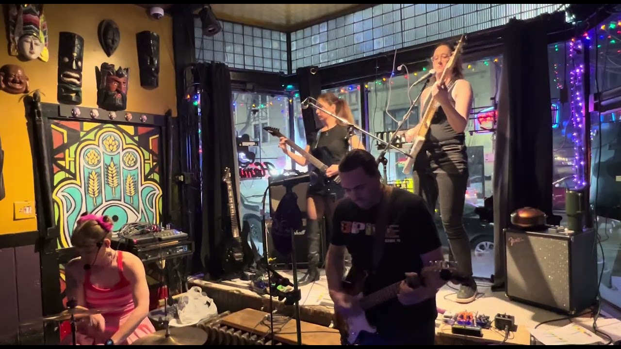 Odd Man Out cover of “Violet” by Hole (live at Cary’s Lounge 01/17/26)