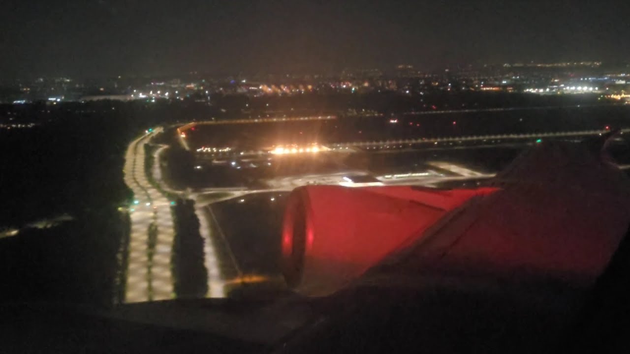 AIRBUS A380-841 POWERFUL TAKEOFF FROM SINGAPORE[][] SQ237 Flex 57 takeoff (9V-SKU)