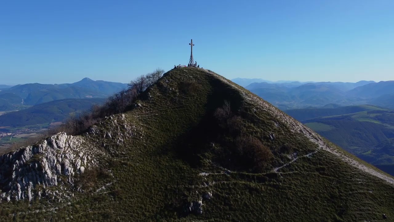 Hike in Monte Strega (AN) / Appennino Umbro-Marchigiano / Umbria / Italy