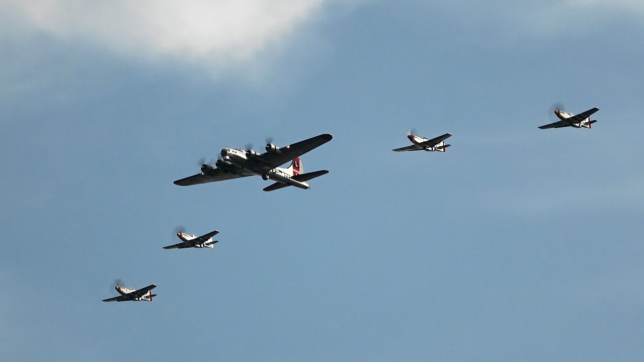 Independance Day 2020, Military Flyover, National Mall,  Washington D.C.