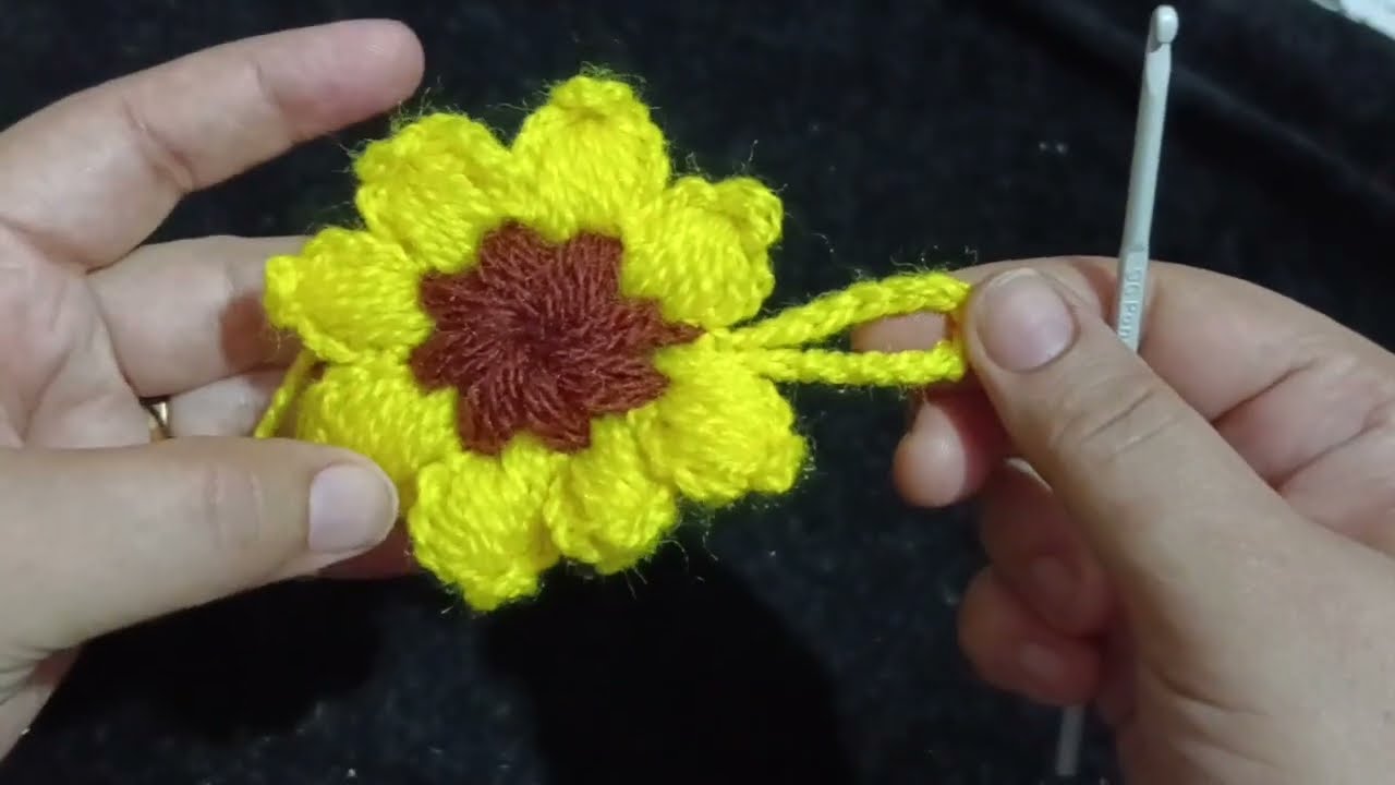 I made 50 only one hour 🤑 sold them all 💰 it's very easy stylish beautiful crochet item 