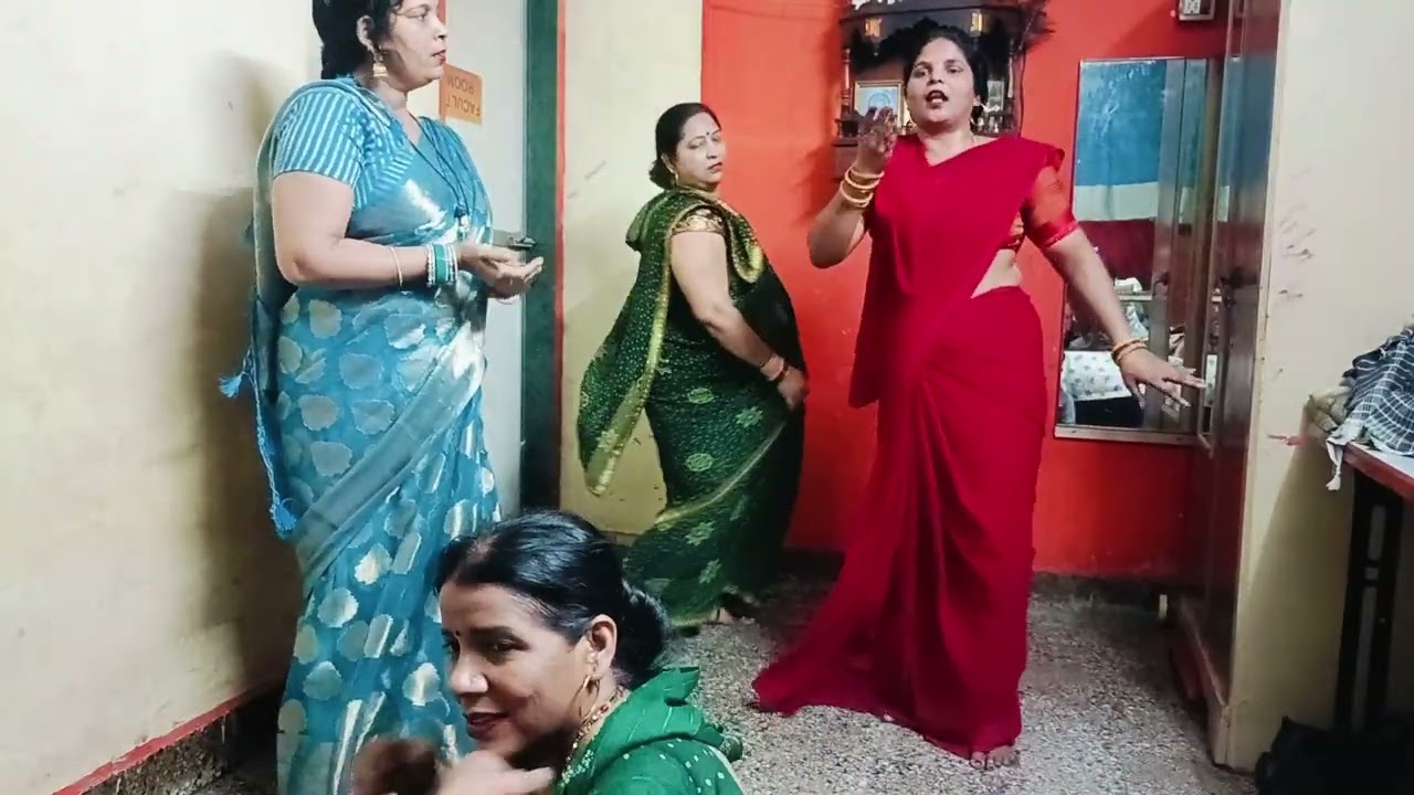 सोहर क उठान 🤣राजा तोहरी मम्मी 🤣 गज़ब क्या चुटकुले गाने 🤣 कमेंट करे केसा लगा #yaduvanshi_jaunpuriya 