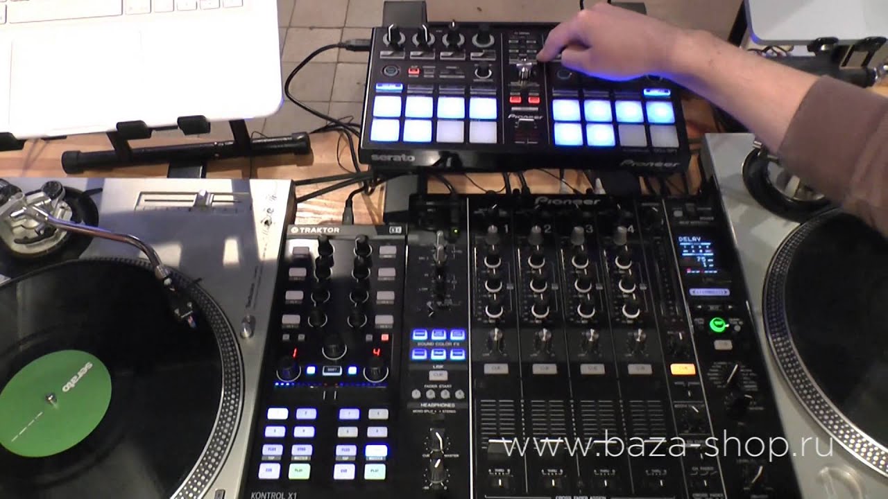 Сравнение контроллеров Native Instruments Traktor Kontrol X1 Mk2 и Pioneer DDJ-SP1