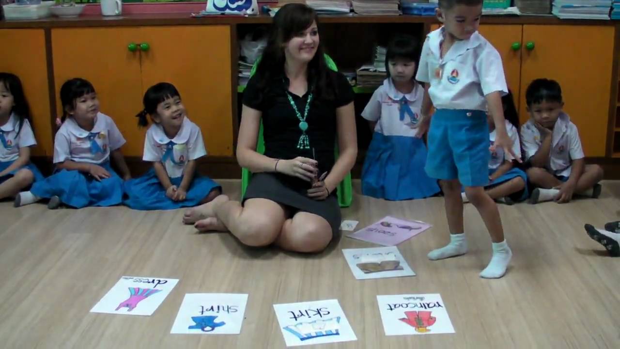 Kindergarten 1 Students Learn English