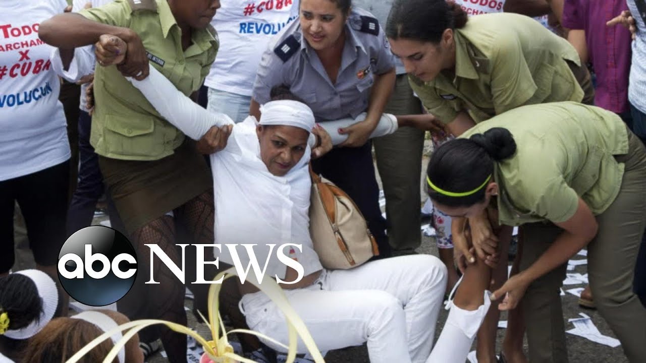 President Castro Denies Cuba Holds Political Prisoners