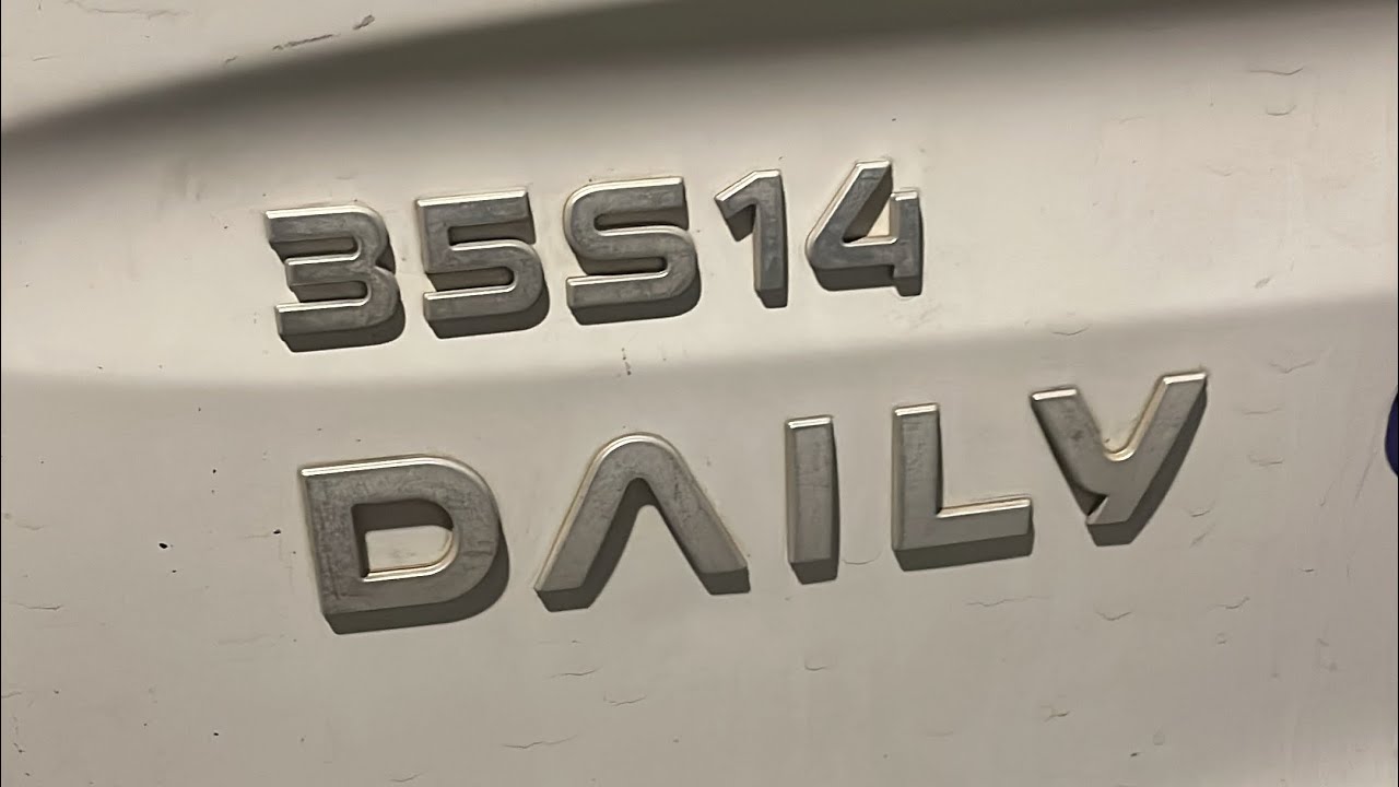 Como abrir o capô de uma Iveco quando o cabo quebra ou desconecta ￼