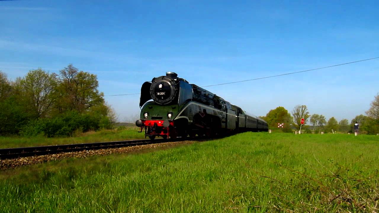 |Pociąg specjalny| BR18 201 + BR35 1019-5 /Krosno Odrz.\