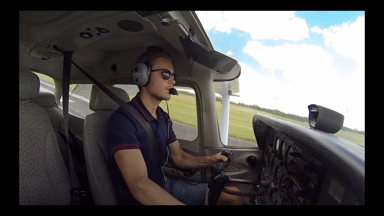 Lâcher Solo en Cessna 172 (avec ATC)