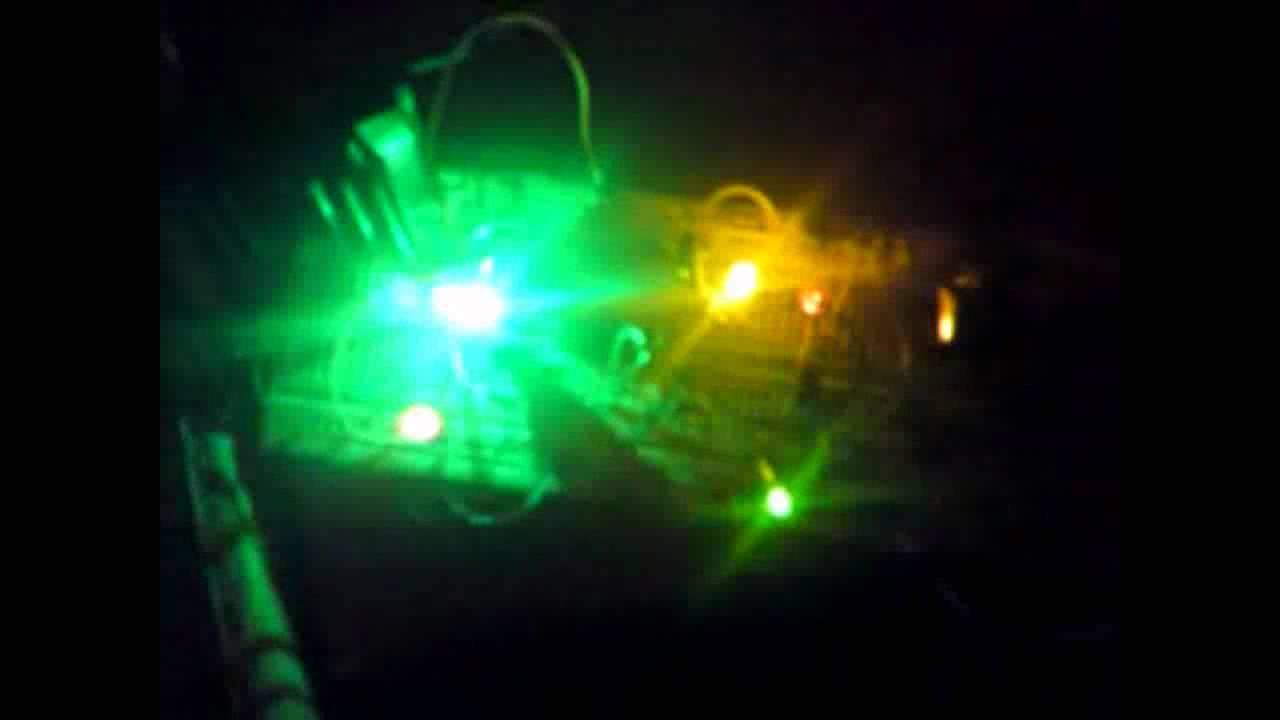 CD4093 Quad Oscillator