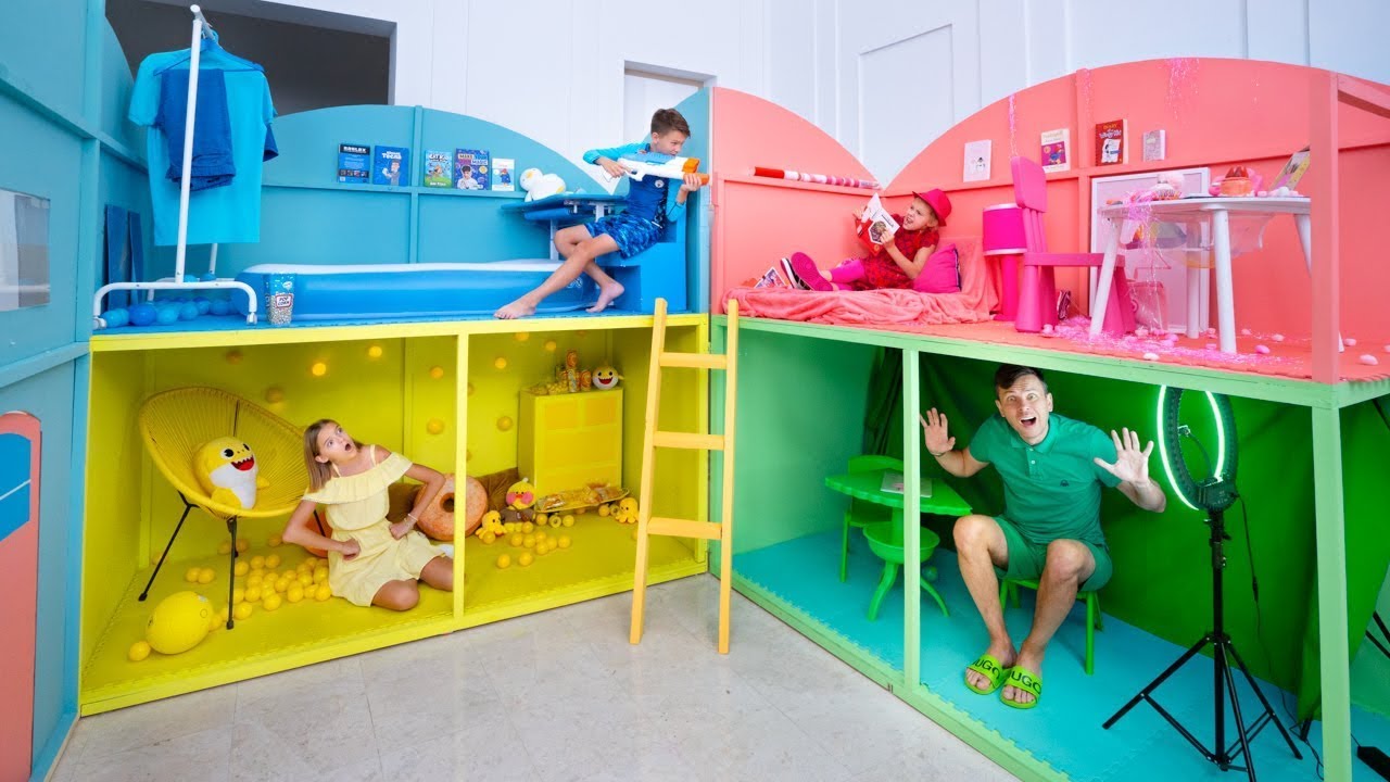 24 ЧАСА в ГИГАНТСКОМ Кукольном Домике! 🏠💖