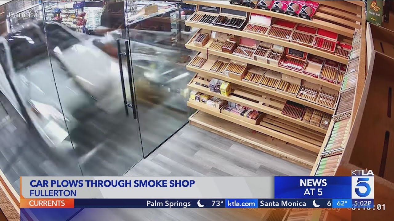 Car crashes through smoke shop in Fullerton