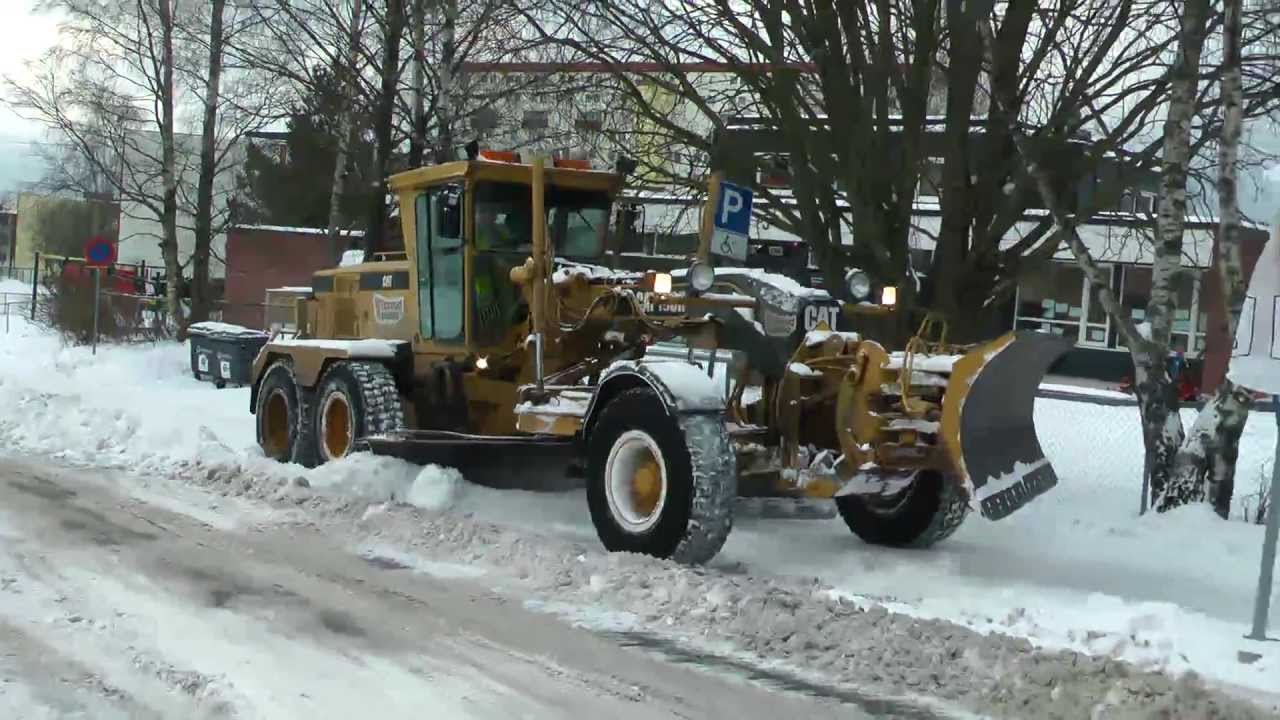 Cat 163H Snow Removal