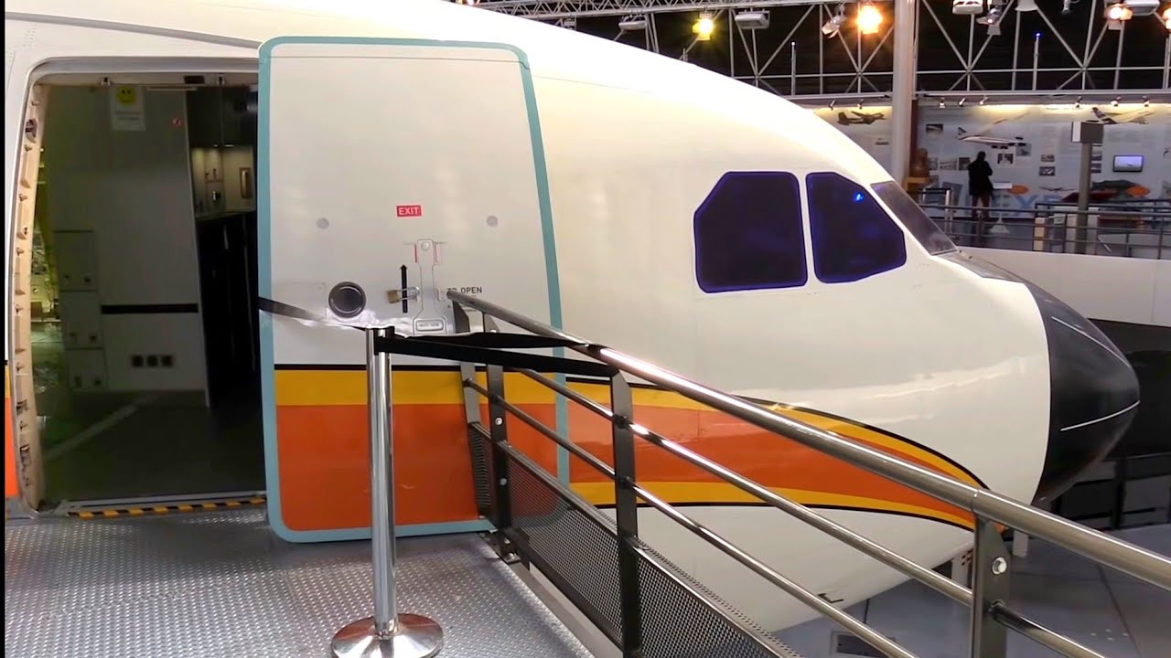 ✈ Inside CONCORDE & A300B @ Aeroscopia Aviation Museum Toulouse (France) PART 1