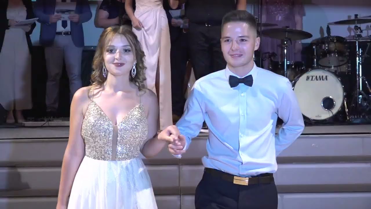 maturantski ples DSŠ Lendava  2022