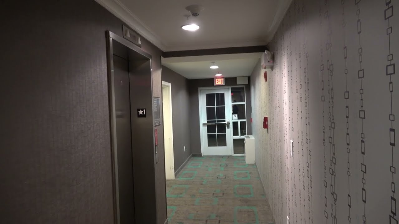 Гидравлический лифт Thyssenkrupp Aurora в отеле Residence Inn by Marriott в Харрисберге-Херши, шт...