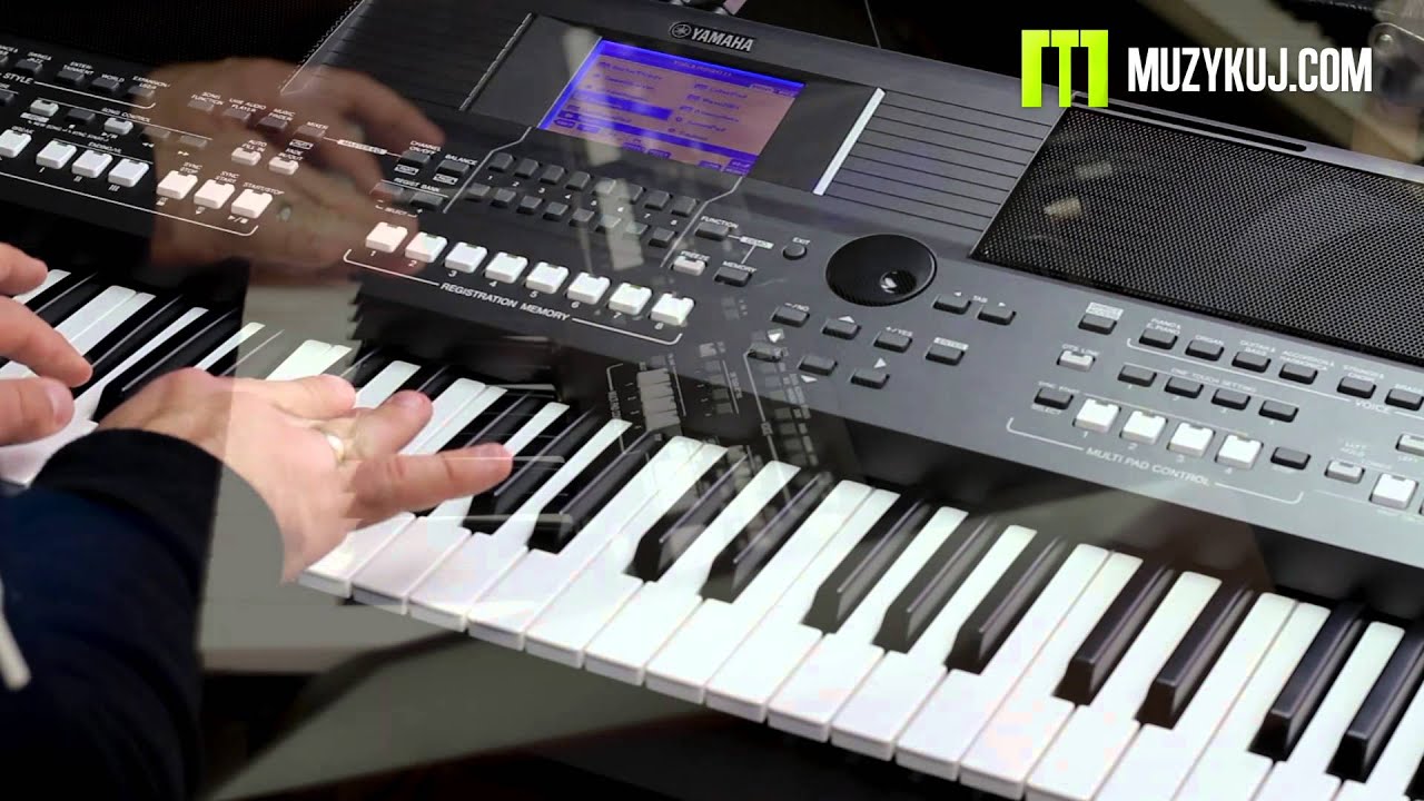 Yamaha PSR S670 Accordion