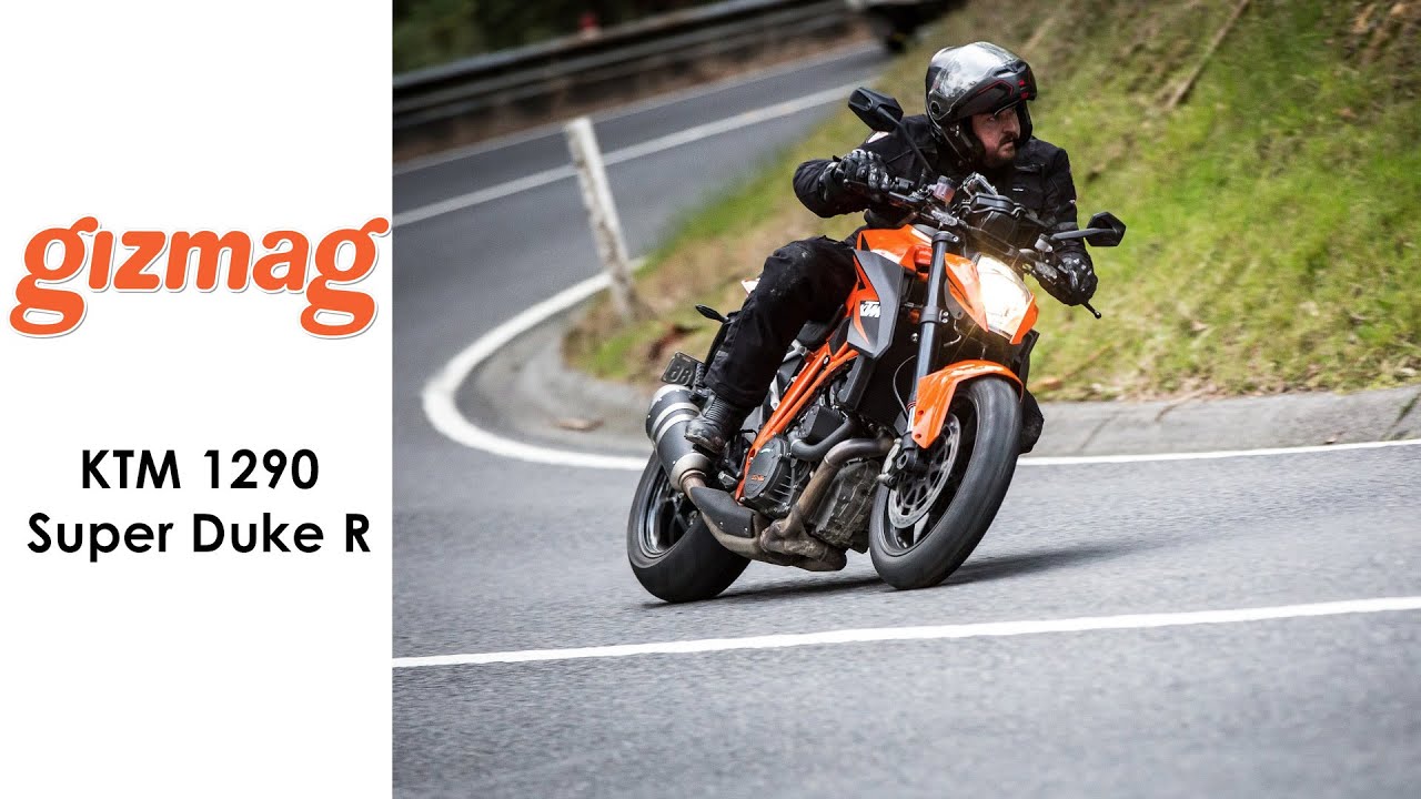 Gizmag rides the terrifying KTM Super Duke 1290 R