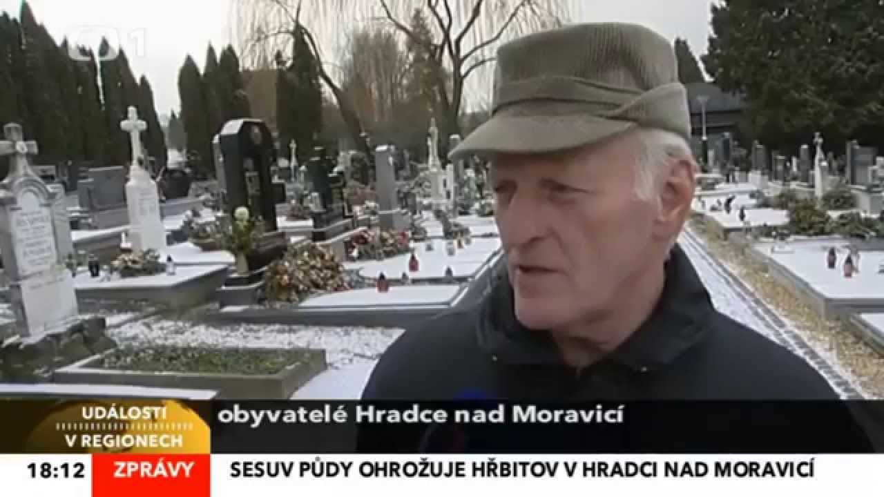 Hradec nad Moravicí  hřbitov únor 2013