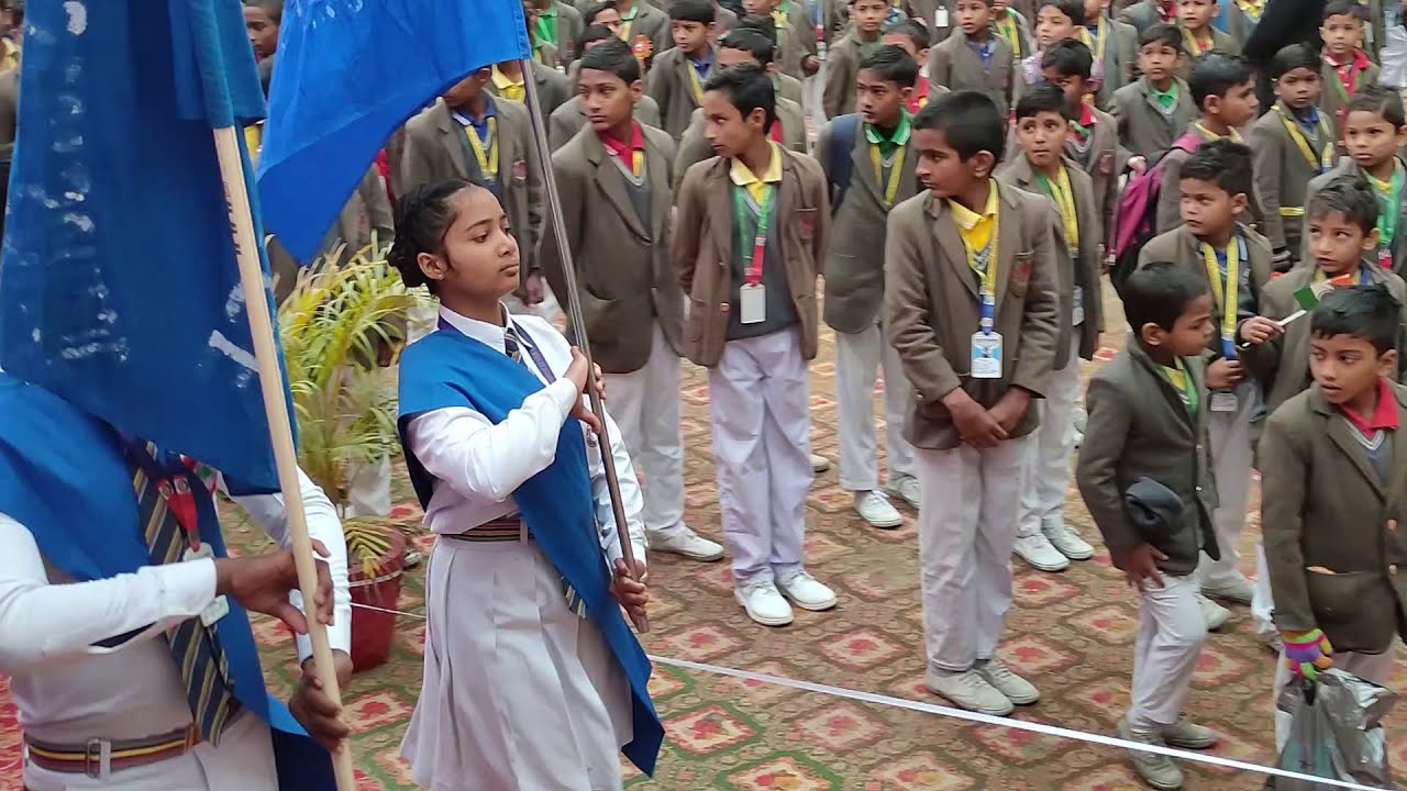 PARED AT THE SUN SHINE SENIOR SECONDARY SCHOOL JAKANIAN ON REPUBLIC DAY