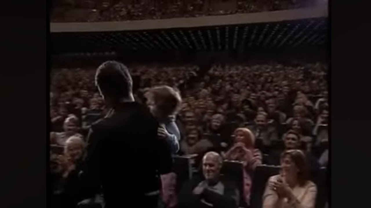 LegendE | Ne veruj - (LIVE) - (Sava Centar 2005)