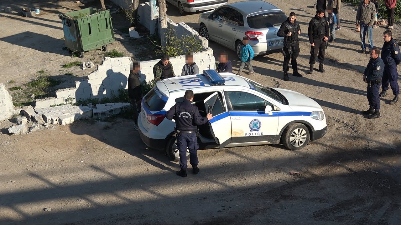 Νέα επιχείρηση της αστυνομίας στον καταυλισμό των ΡΟΜΑ στη Θήβα