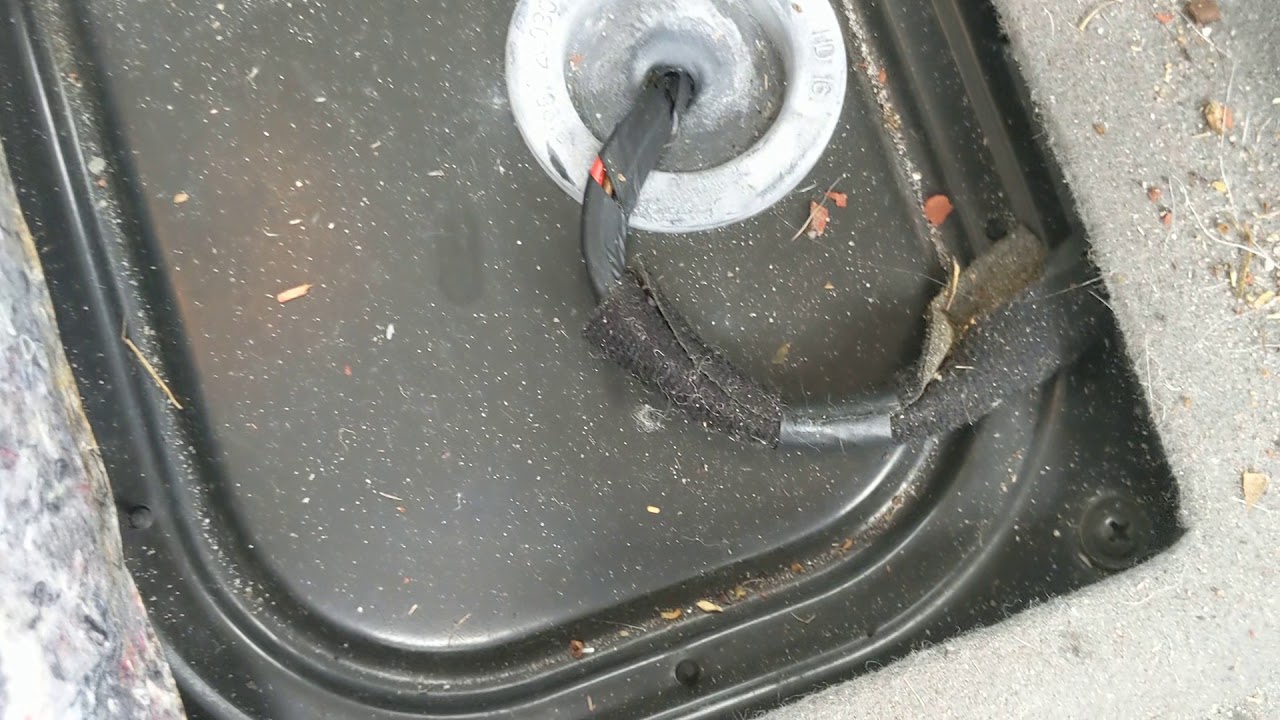 SOLVED! PART 1 2006 Hyundai Tuscon Fuel Pump Assembly Replacement
