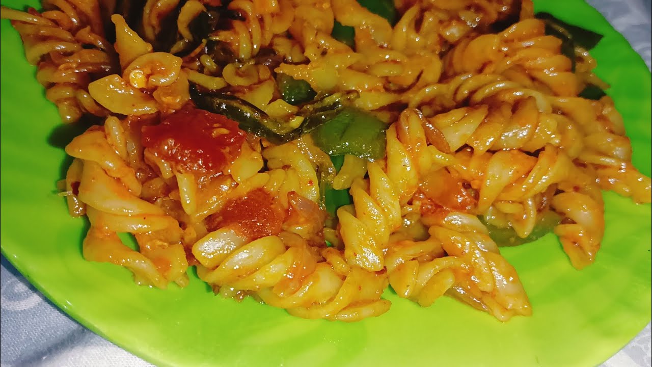 Red Sauce Pasta | रेड सॉस पास्ता | INDIAN RECIPE| with twist of cheese 🧀 | recipe TuToRial |