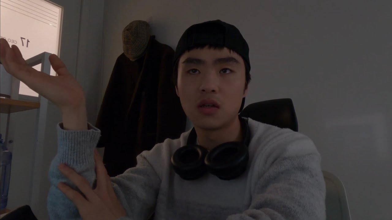 국내 러닝 브랜드 대표의 일주일 일과 브리핑