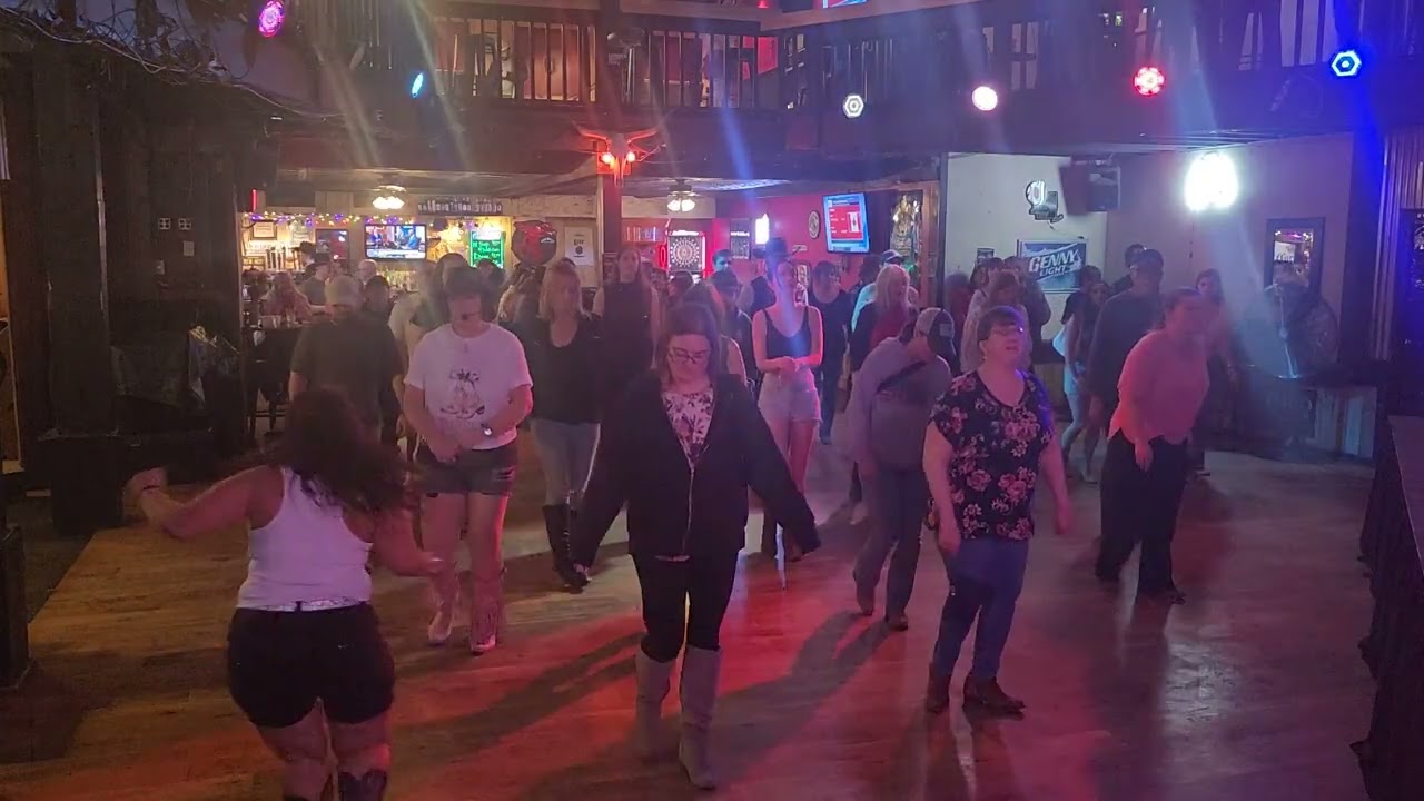 Moonlight shining - line dance demo