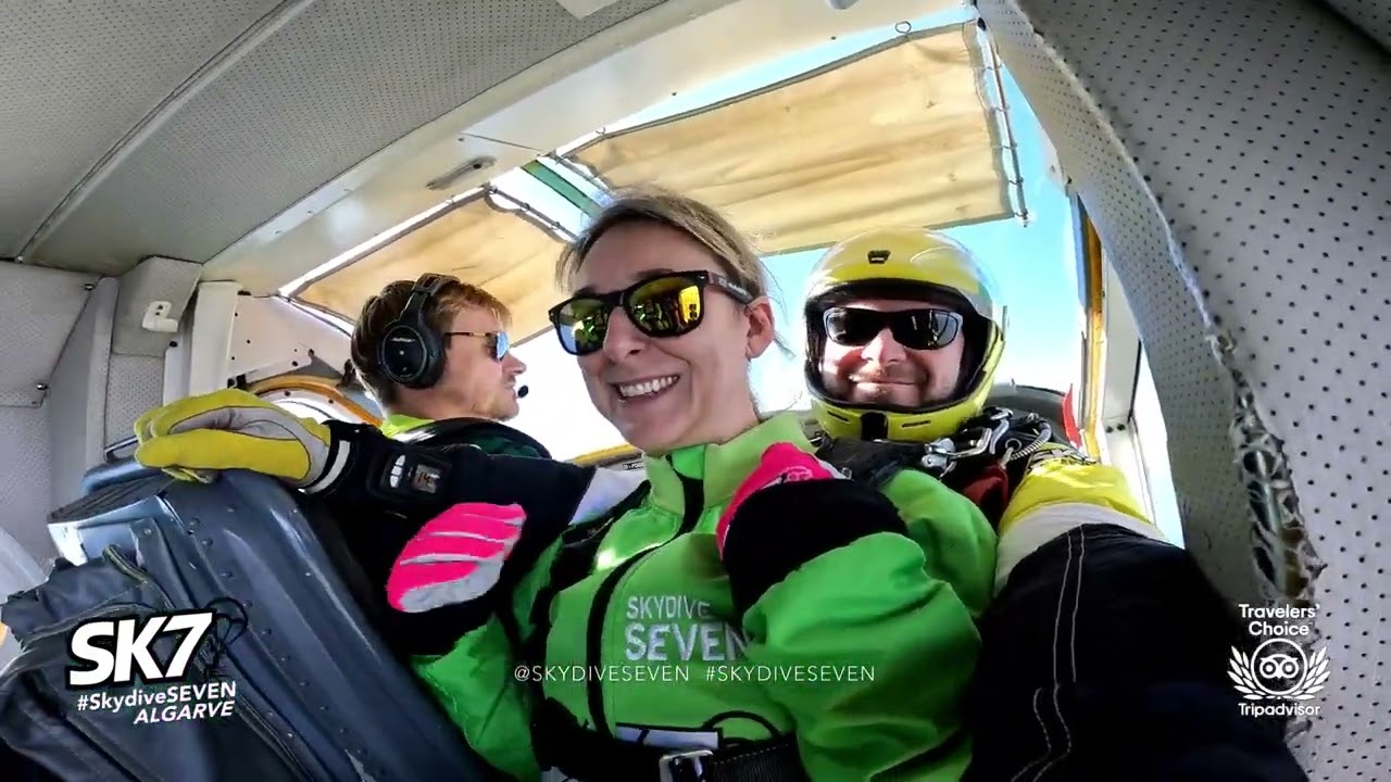 Tandem Skydive Salto de Paraquedas Algarve Klaudia