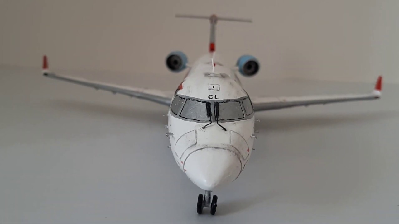 Bombardier CRJ-200 Paper Model 1/72 Austrian Airlines