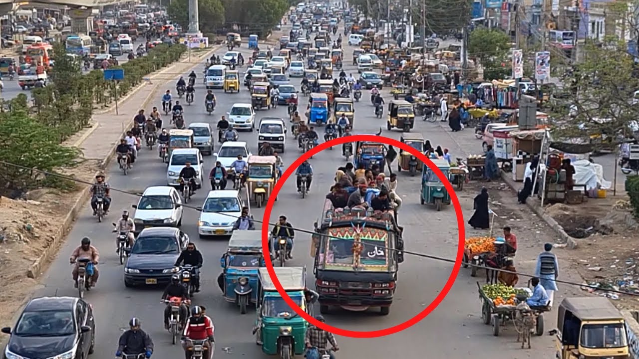 Pakistan Traffic [trust me is a quiet day]