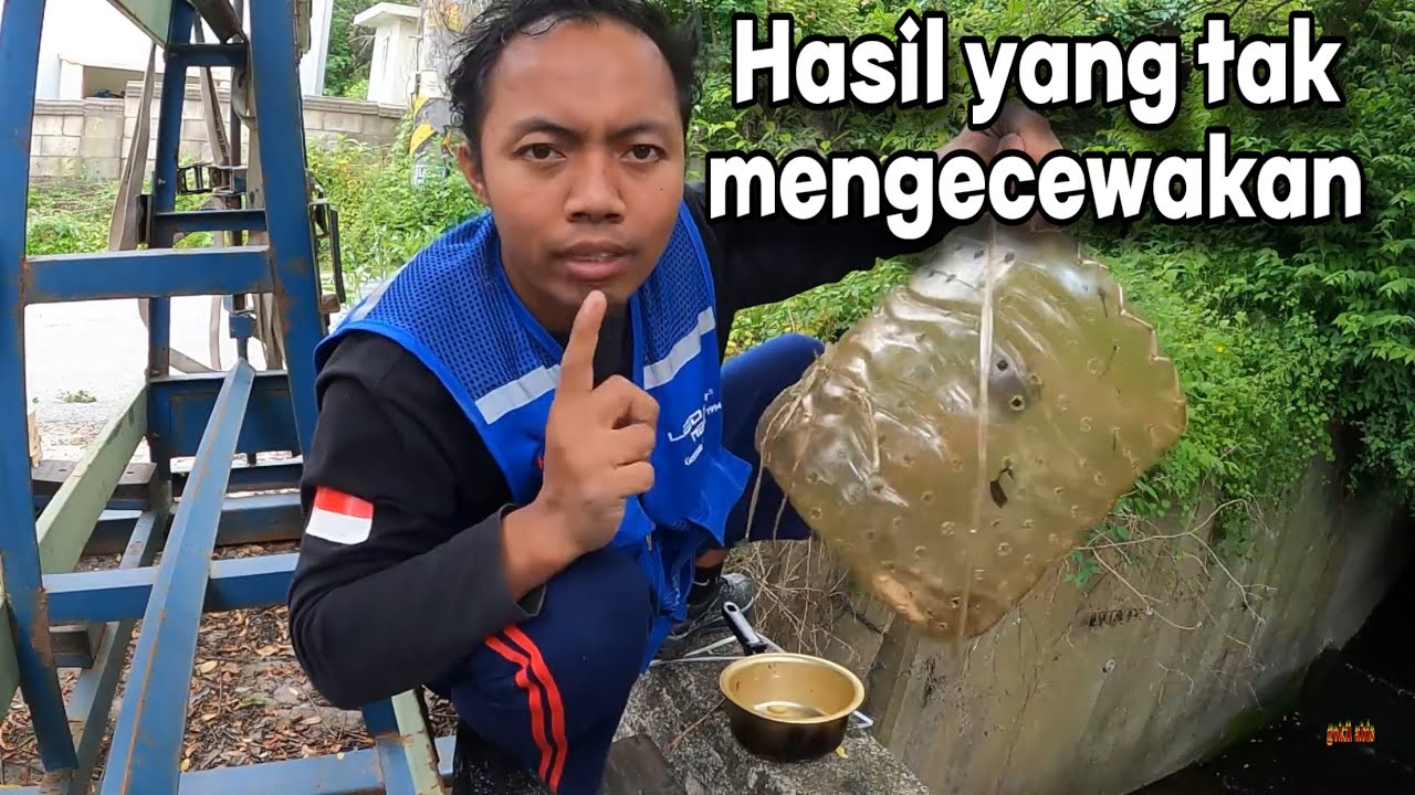 CARI IKAN DI SUNGAI KOREA